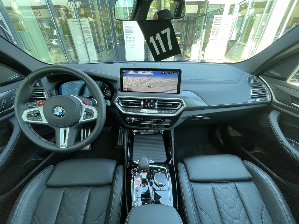 nový facelift |  BMW X3M Competition | nové auto skladem |  od německého autorizovaného prodejce |  autoibuy.com